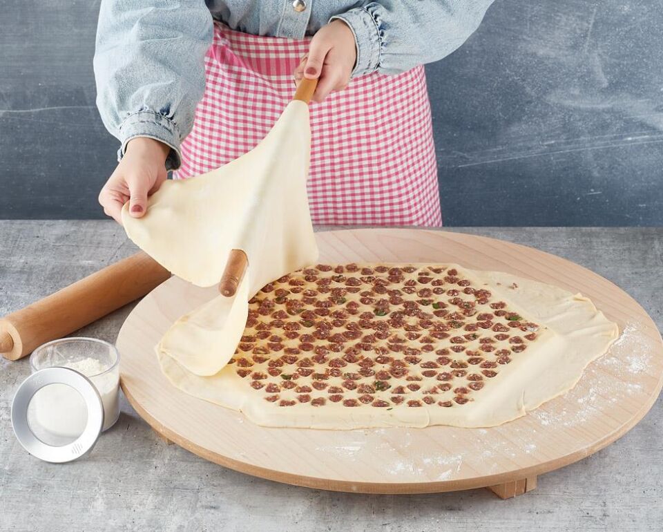 VİP AHMET VP-087 ÜÇGEN MANTI KALIBI XL 40 CM