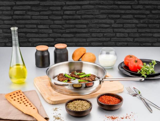 ÖZLİFE 489 POLO 20 CM TEKLİ ÇELİK TAVA SADE